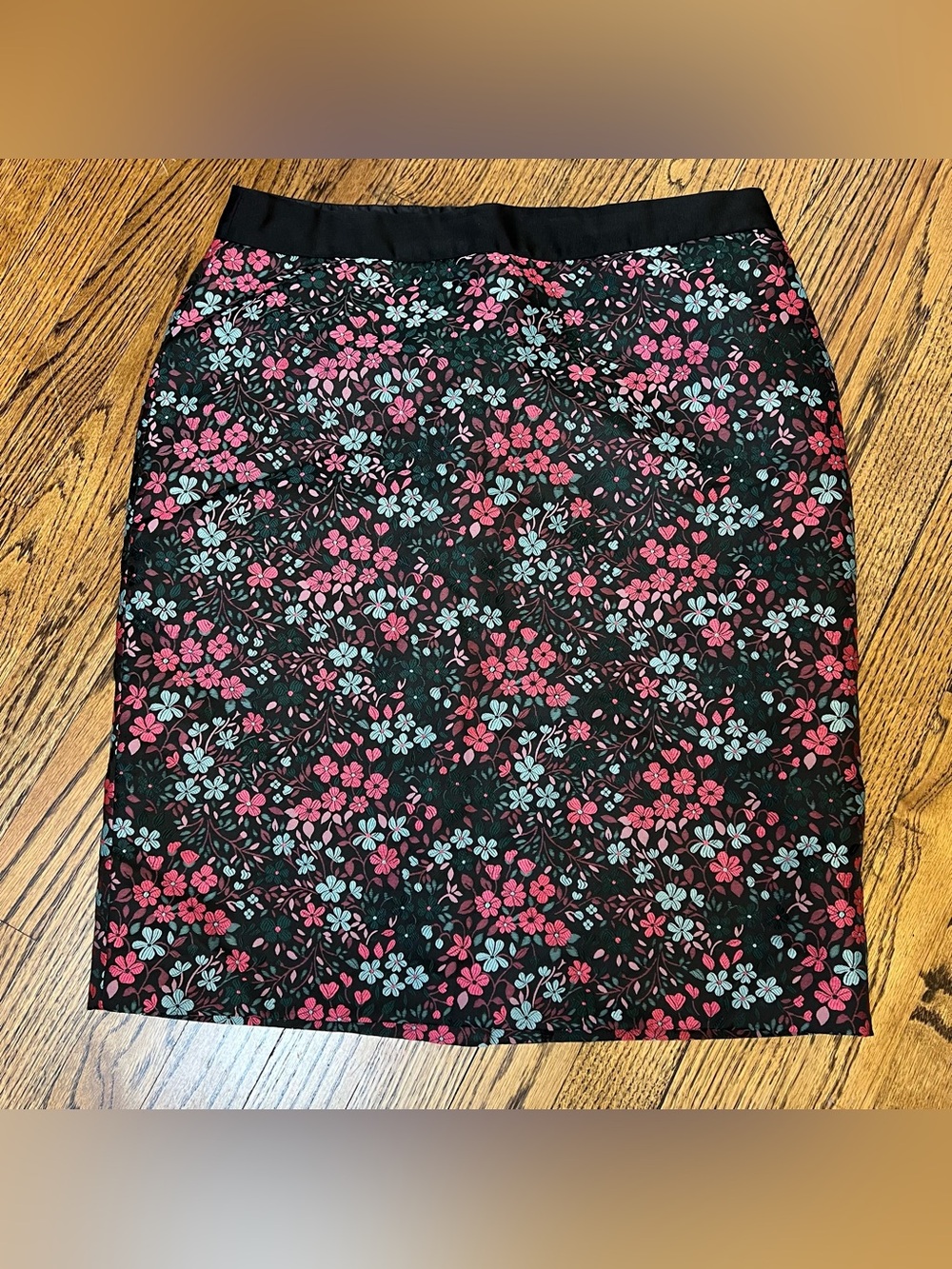 Boden Straight Pencil Skirt Women’s Size 10 Black Floral AOP Summer Work Preppy
